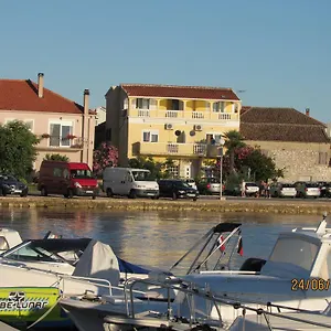  Apartment Renjak